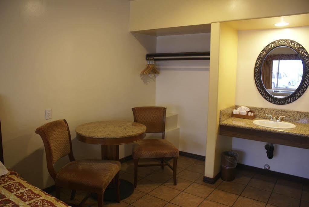 Casa Bella Inn Downtown La Los Angeles Eksteriør billede